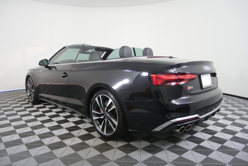 Used 2024 Audi S5 Premium Plus w/ Premium Plus Package AWD/4WD image 3