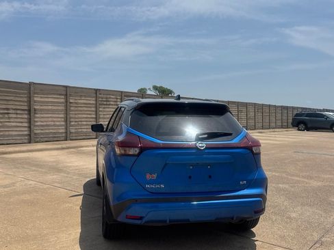 Used 2021 Nissan Kicks SR FWD image 16