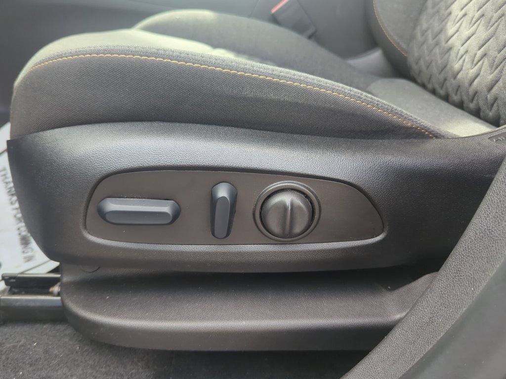 Certified 2023 Chevrolet Equinox LT AWD/4WD image 20