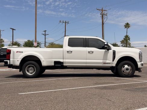 Used 2024 Ford F350 Limited w/ FX4 Off-Road Package AWD/4WD image 2