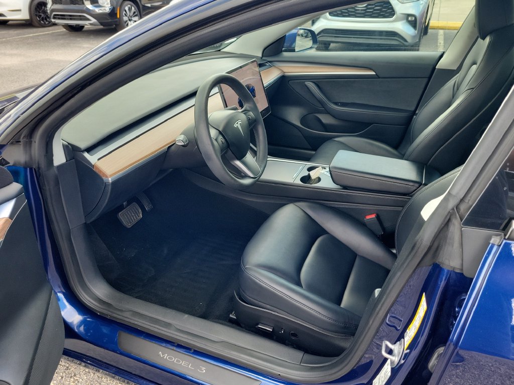 Used 2023 Tesla Model 3 Standard Range RWD image 16