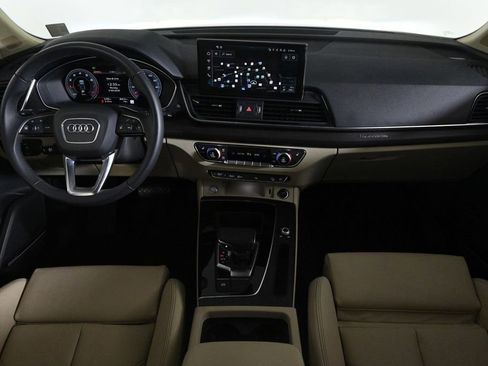 Used 2025 Audi Q5 2.0T Premium Plus w/ Premium Plus Package image 9