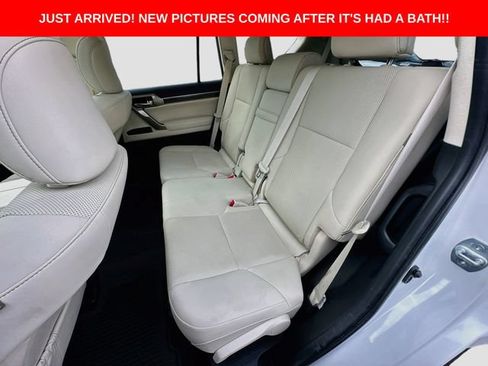 Used 2021 Lexus GX 460 Premium w/ Premium Package AWD/4WD image 25