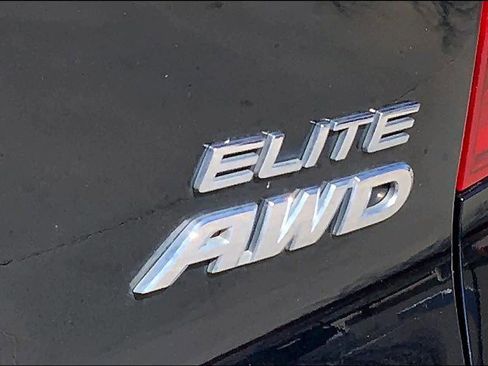 Used 2017 Honda Pilot Elite image 10