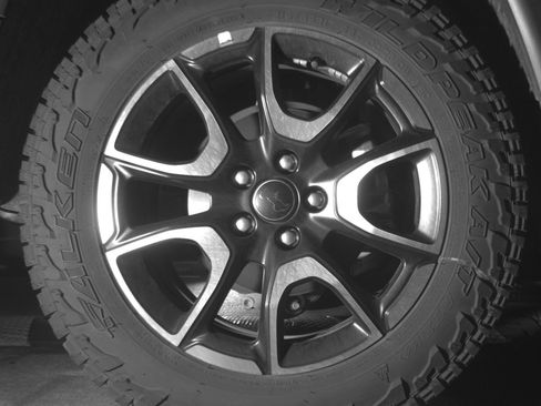 Used 2025 Jeep Compass Trailhawk image 15