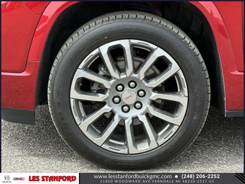 Used 2023 GMC Acadia Denali w/ Denali Ultimate Package AWD/4WD image 10