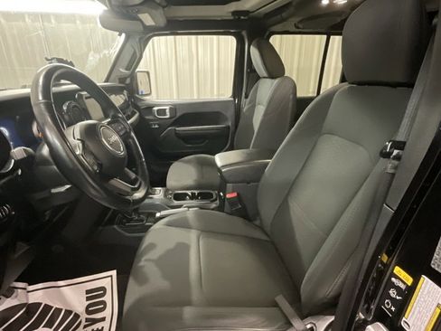Used 2021 Jeep Wrangler Unlimited Sport image 10