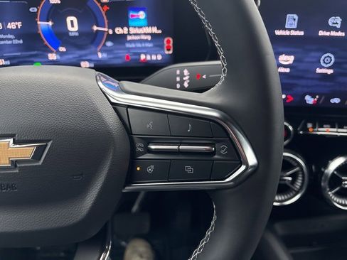 Used 2024 Chevrolet Blazer EV LT image 31