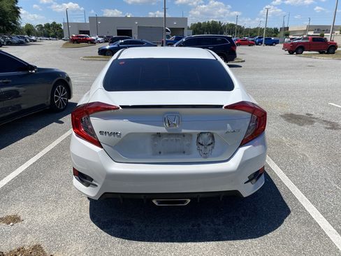 Used 2019 Honda Civic Sport image 19