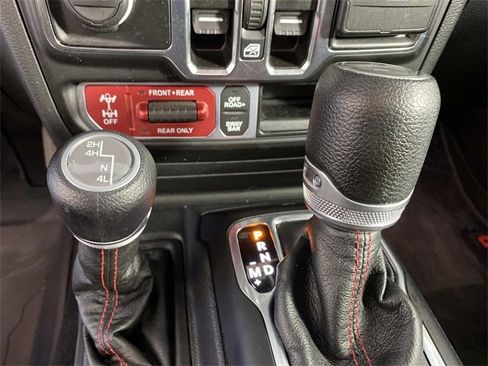 Used 2023 Jeep Wrangler Unlimited Rubicon w/ LED Lighting Group image 22