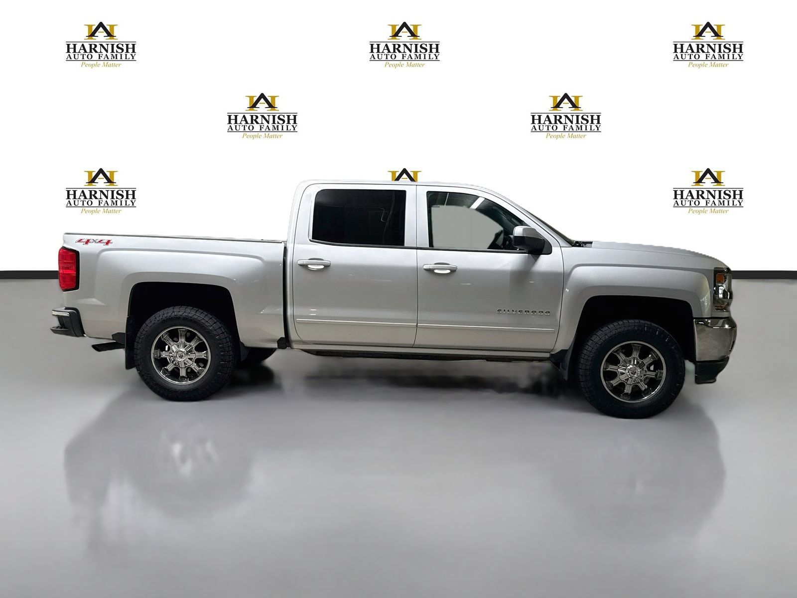 Used 2016 Chevrolet Silverado 1500 LT w/ All Star Edition AWD/4WD image 5