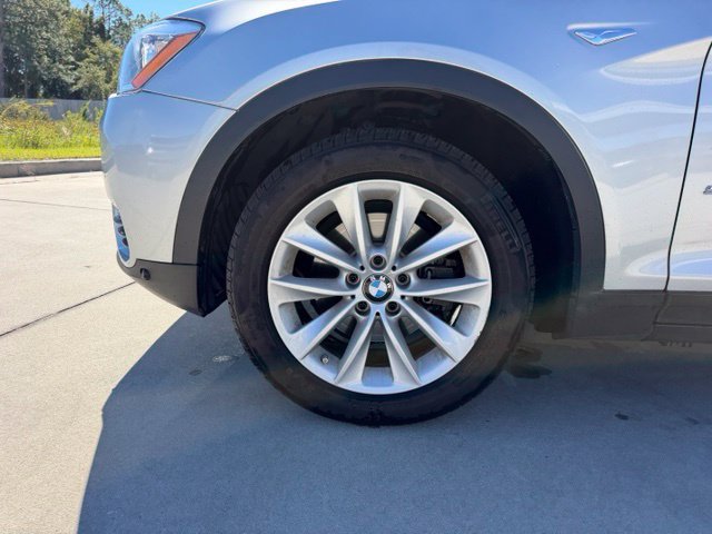 Used 2017 BMW X3 sDrive28i RWD image 9