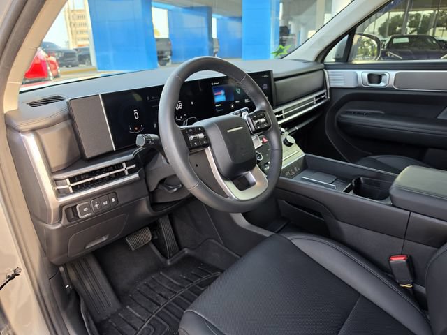 Used 2025 Hyundai Santa Fe SEL FWD image 16