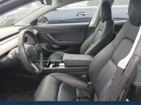 Used 2018 Tesla Model 3 Mid Range RWD image 9