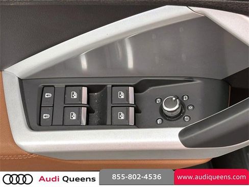 Certified 2023 Audi Q3 2.0T Premium Plus w/ Premium Plus Package image 11