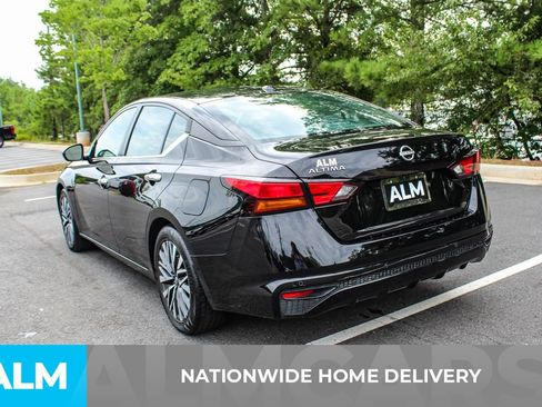 Used 2024 Nissan Altima 2.5 SV FWD image 4