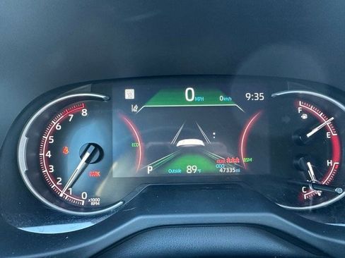 Used 2024 Toyota RAV4 XLE image 19