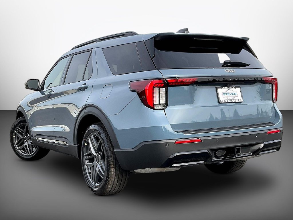 New 2027 Ford Explorer ST-Line w/ Premium Package AWD/4WD image 3