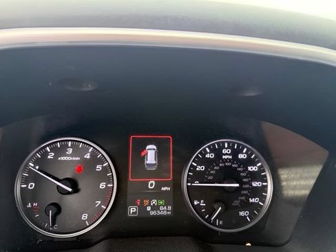 Used 2020 Subaru Outback Touring AWD/4WD image 16