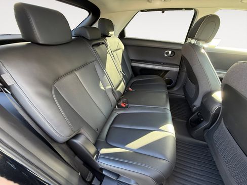 Used 2024 Hyundai Ioniq 5 Limited image 18