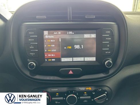 Used 2020 Kia Soul GT-Line w/ GT 2.0L Power Sunroof Package FWD image 11