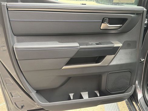 New 2026 Toyota Tundra Platinum AWD/4WD image 9
