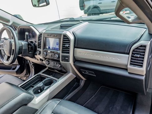 Used 2021 Ford F250 Lariat w/ Lariat Ultimate Package image 17