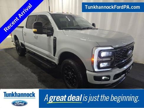 Used 2025 Ford F250 Lariat w/ Lariat Ultimate Package image 1