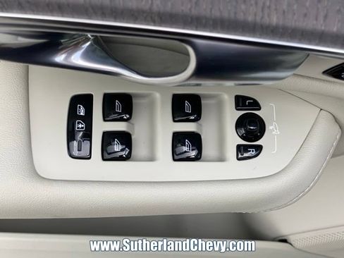 Used 2026 Volvo XC90 B6 Ultra w/ Protection Package AWD/4WD image 15