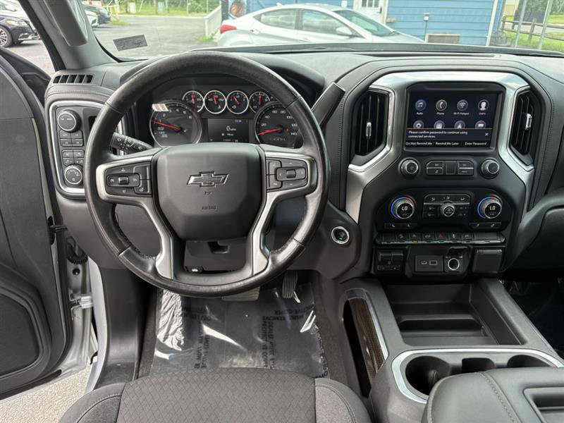 Used 2020 Chevrolet Silverado 1500 RST AWD/4WD image 14