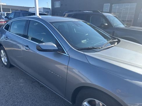 Used 2024 Chevrolet Malibu LT image 18