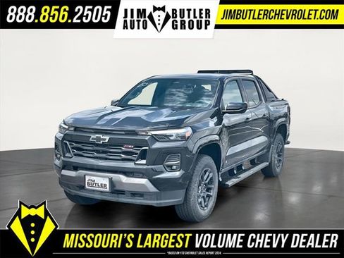 New 2025 Chevrolet Colorado Z71 w/ Midnight Edition AWD/4WD image 1