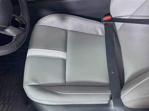 Certified 2026 Toyota Camry SE FWD image 19