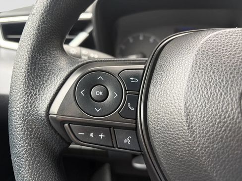 Used 2024 Toyota Corolla LE FWD image 27