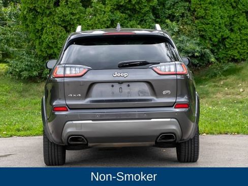 Used 2019 Jeep Cherokee Overland w/ Technology Group AWD/4WD image 6