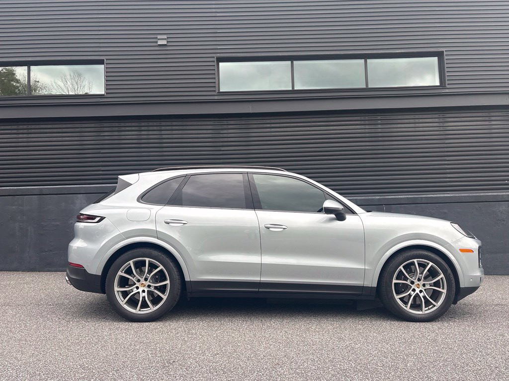 Certified 2024 Porsche Cayenne S AWD/4WD image 10