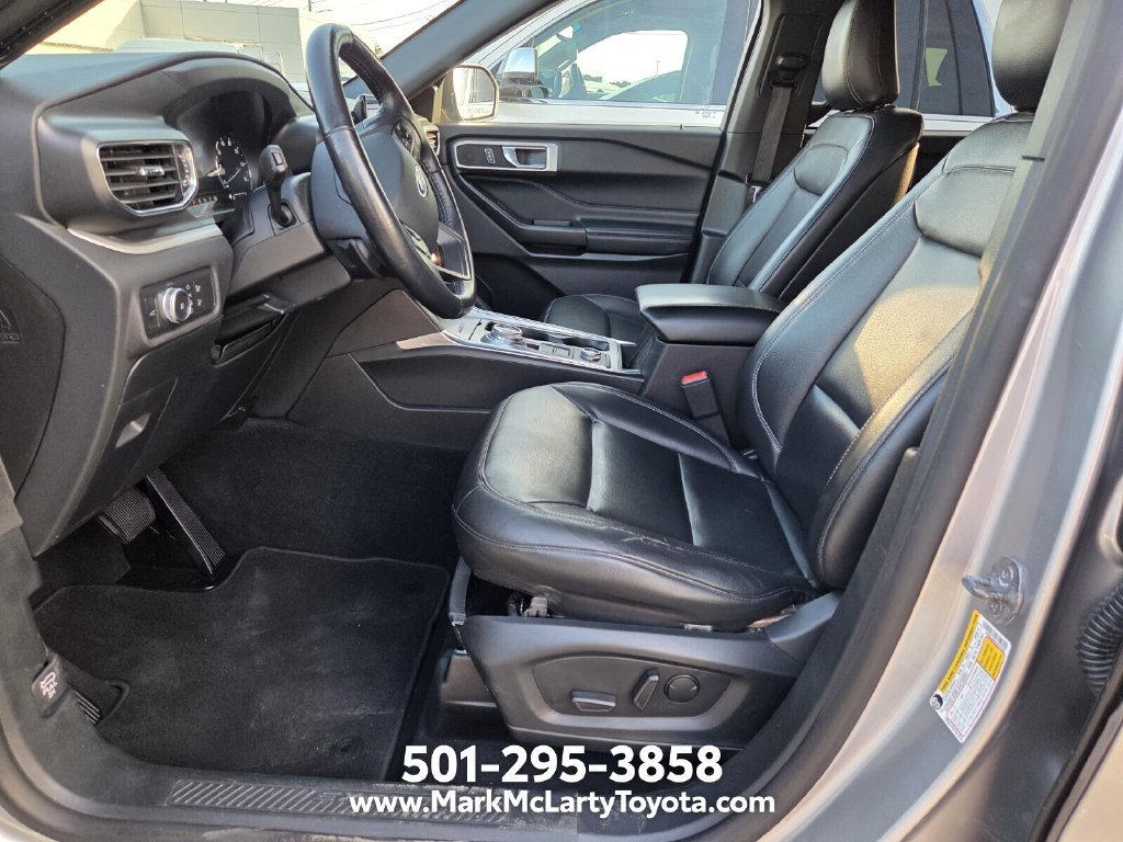 Used 2020 Ford Explorer XLT w/ Equipment Group 202A AWD/4WD image 7