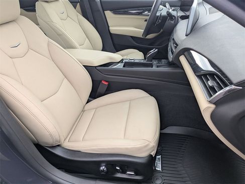 Used 2026 Cadillac CT5 Premium Luxury image 21