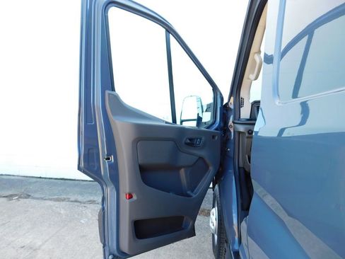 Used 2022 Ford Transit 250 148 High Roof Extended AWD w/ Parcel Delivery Package image 40
