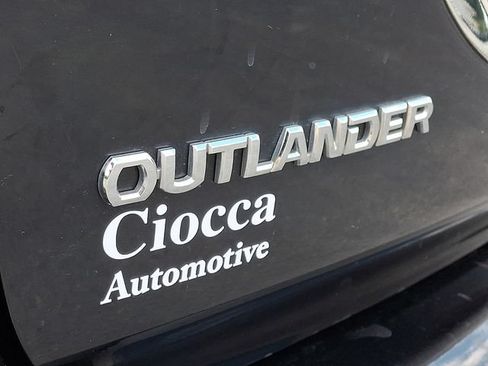 Used 2020 Mitsubishi Outlander ES AWD/4WD image 30