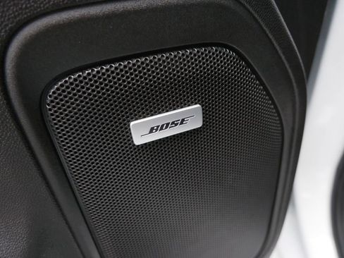 Used 2020 GMC Sierra 1500 SLT w/ SLT Premium Plus Package image 18