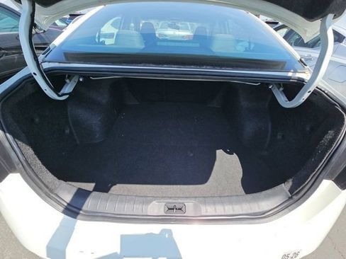 Used 2024 Nissan Altima 2.5 S FWD image 12