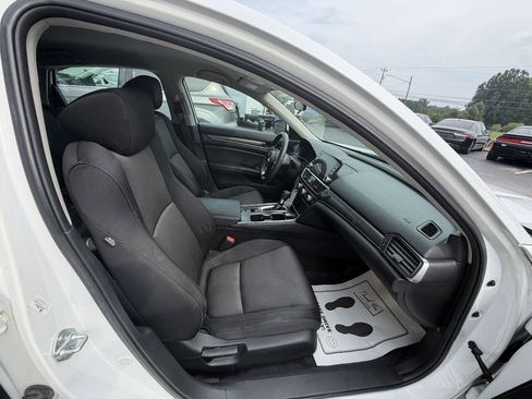 Used 2021 Honda Accord LX image 8