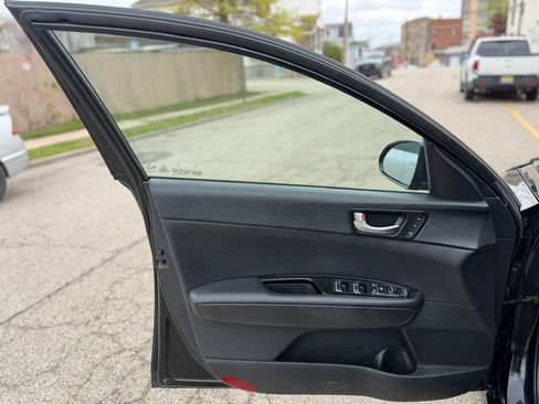 Used 2017 Kia Optima SX image 16