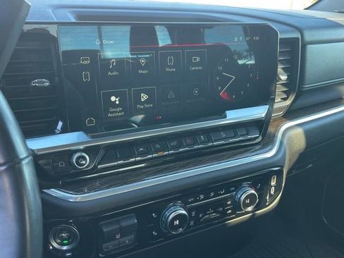 Used 2024 GMC Sierra 1500 SLE w/ X31 Off-Road Package image 16