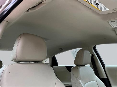 Used 2024 Chevrolet Malibu LT FWD image 30