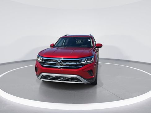 Used 2021 Volkswagen Atlas SEL Premium image 2