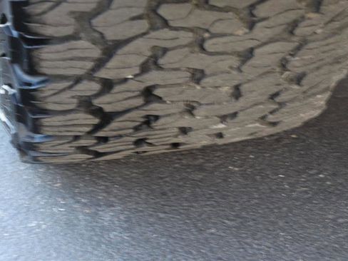 Used 2018 Toyota Tundra SR5 w/ SR5 Upgrade Package image 48