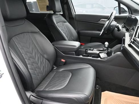 Used 2025 Kia Sportage X-Line AWD/4WD image 32