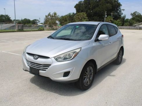 Used 2015 Hyundai Tucson GLS w/ Option Group 02 FWD image 34